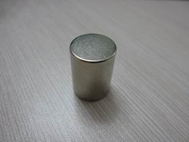 圆柱形强力磁铁钕铁硼